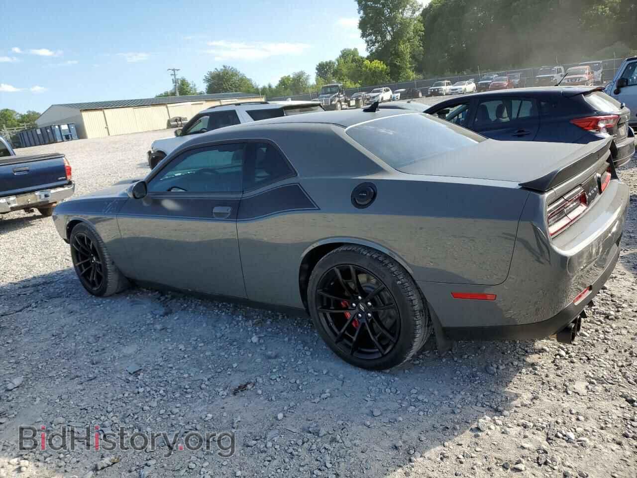 2018 DODGE CHALLENGER - VIN: 2C3CDZFJ1JH295021 - Photo 2