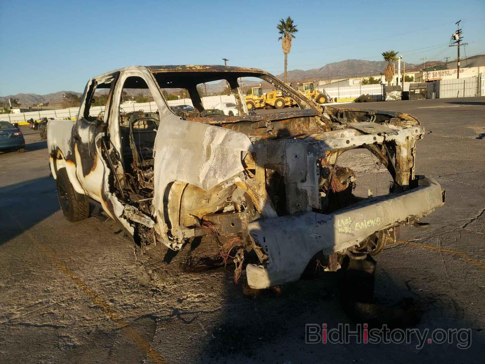 Фотография 3GCPYCEF8KG191154 - CHEVROLET SILVERADO 2019