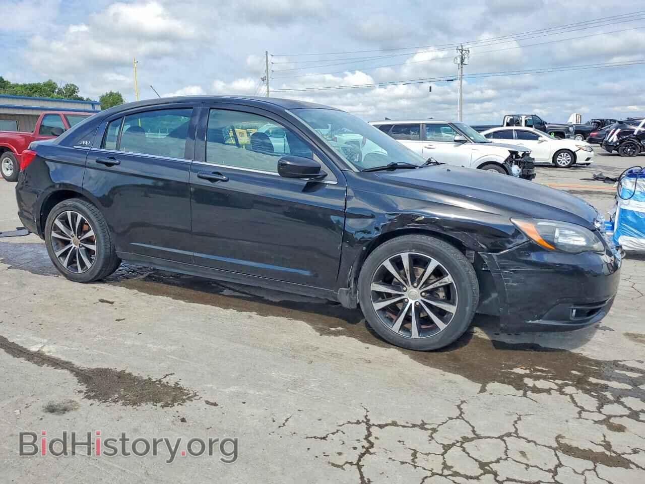 2014 CHRYSLER 200 - VIN: 1C3CCBBBXEN127545 - Photo 4