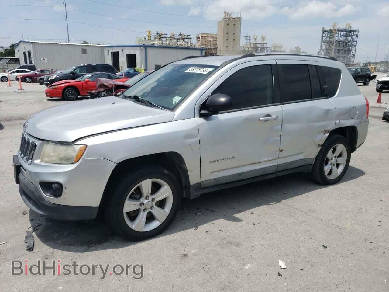 Photo 1J4NT1FA7BD267192 - JEEP COMPASS 2011