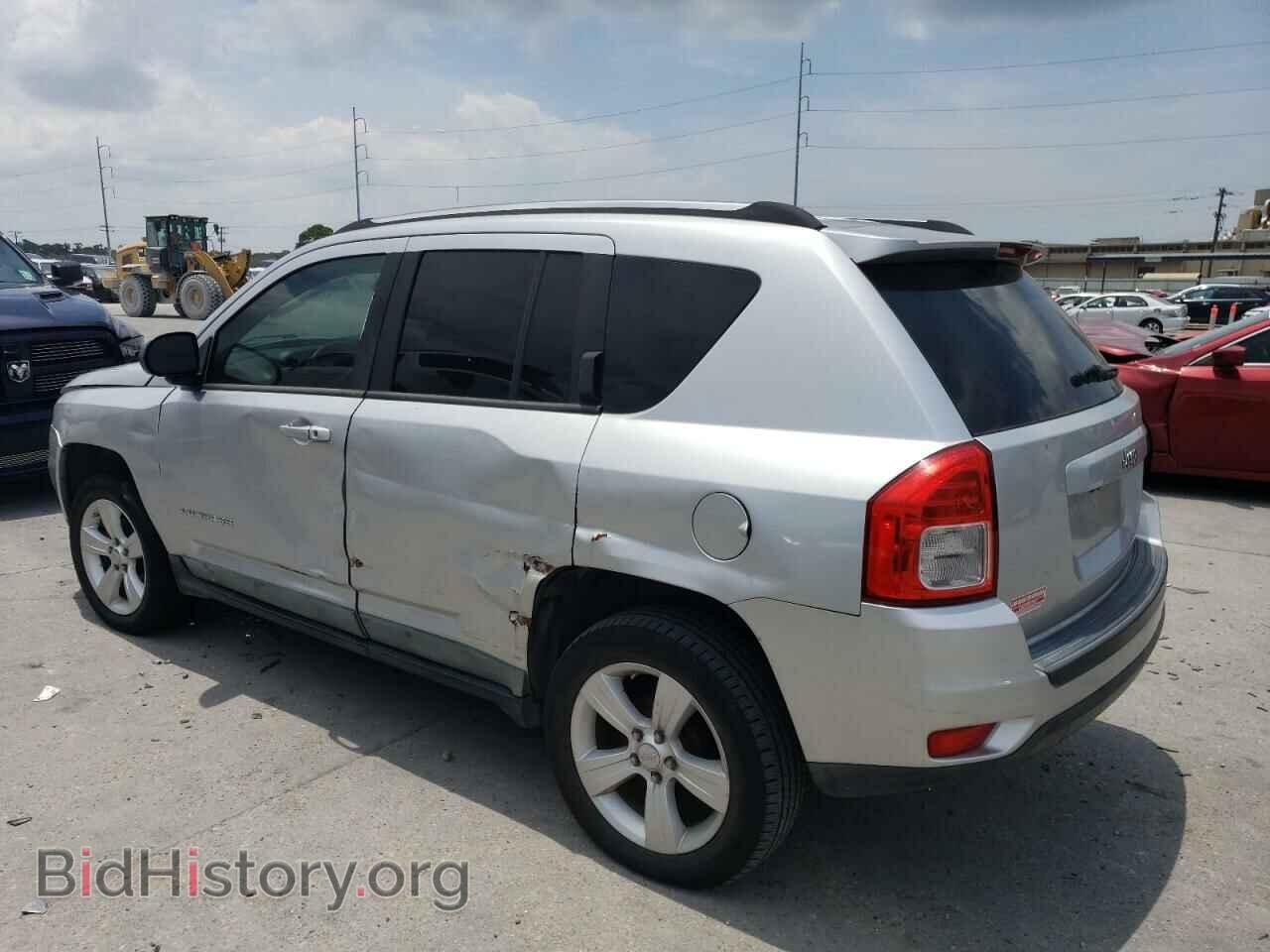 2011 JEEP COMPASS - VIN: 1J4NT1FA7BD267192 - Photo 2