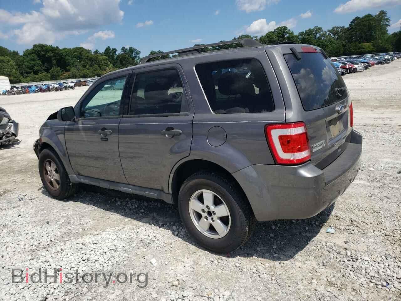 2011 FORD ESCAPE - VIN: 1FMCU0D78BKA69529 - Фото 2