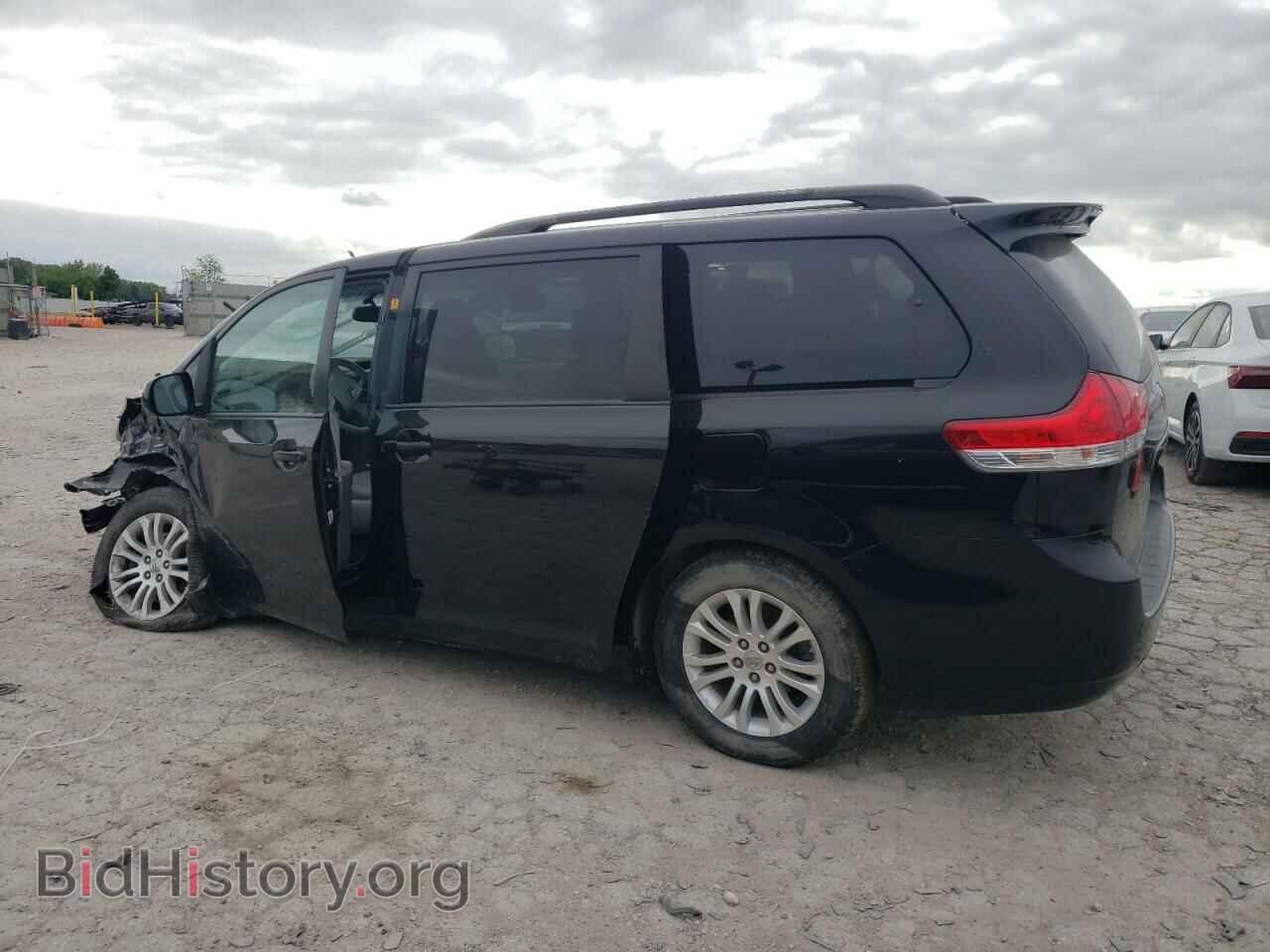 2012 TOYOTA All Models - VIN: 5TDYK3DC3CS208572 - Фото 2
