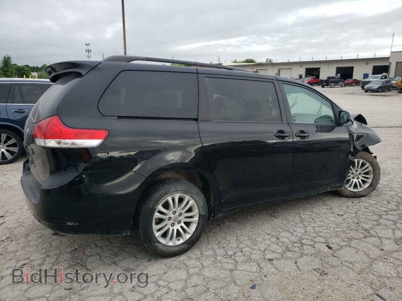 2012 TOYOTA All Models - VIN: 5TDYK3DC3CS208572 - Фото 3
