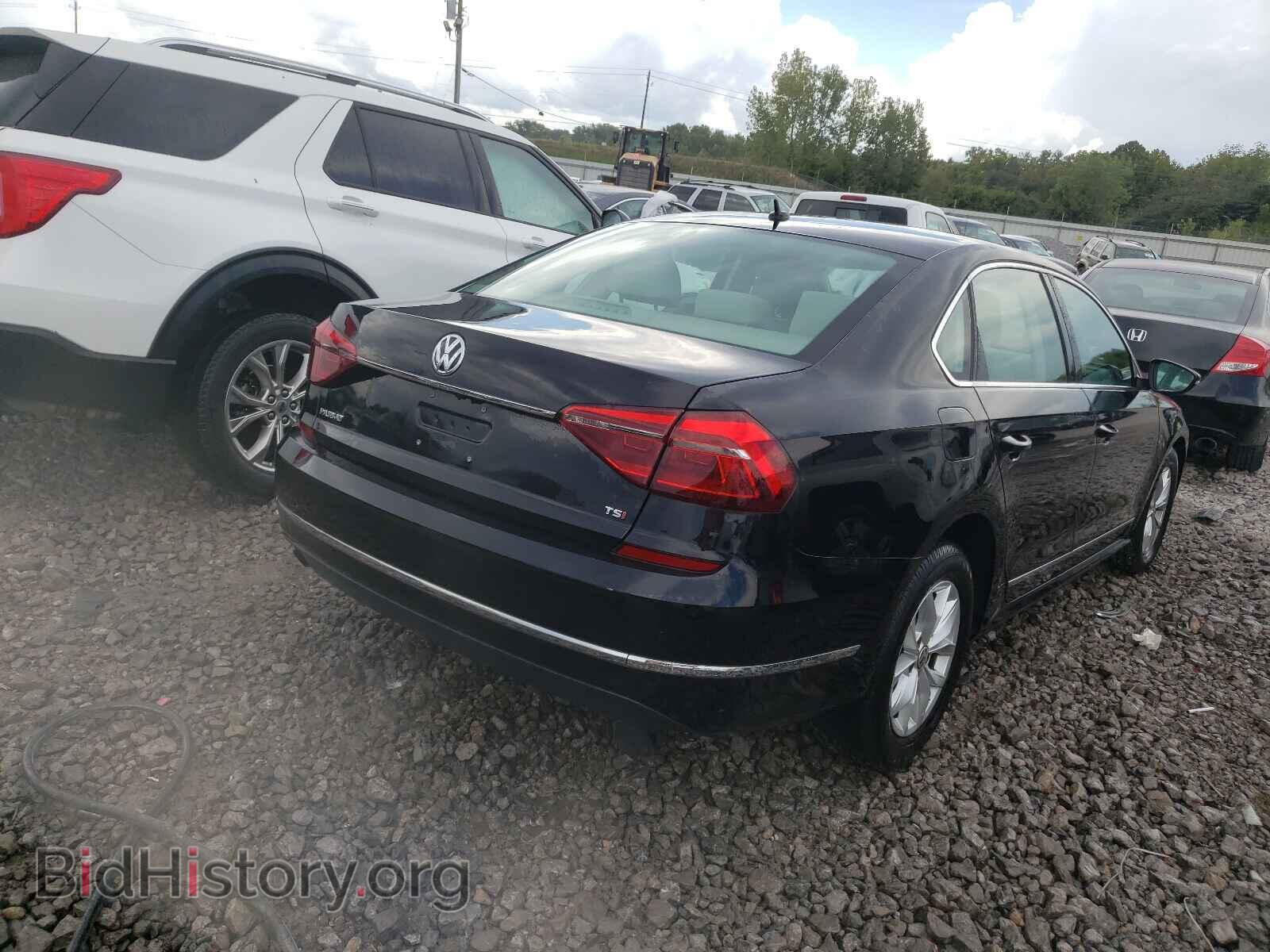 2017 VOLKSWAGEN PASSAT - VIN: 1VWAT7A38HC042159 - Фото 4