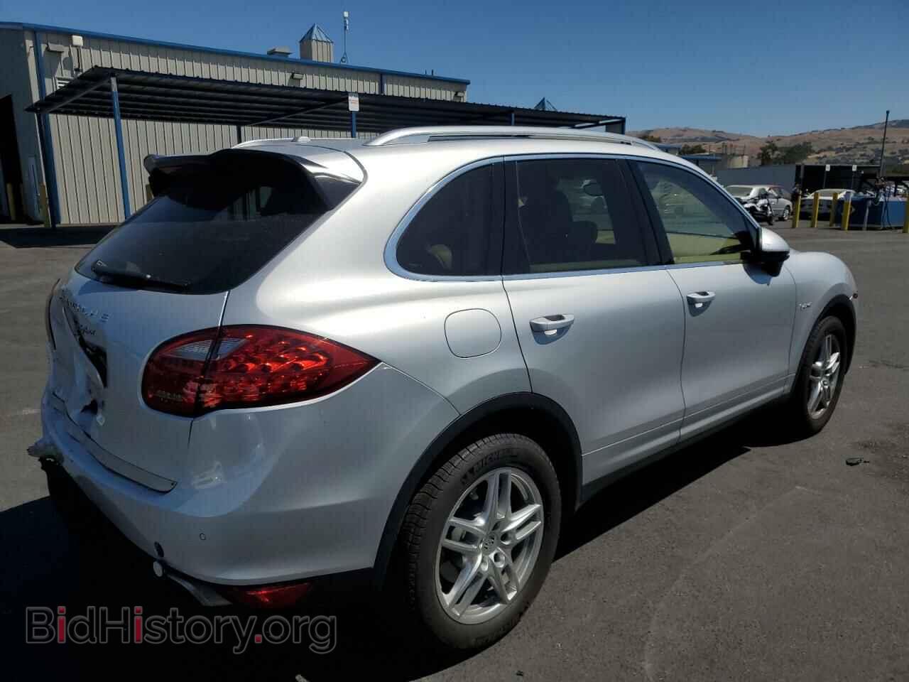 2012 PORSCHE CAYENNE - VIN: WP1AE2A28CLA92347 - Фото 3