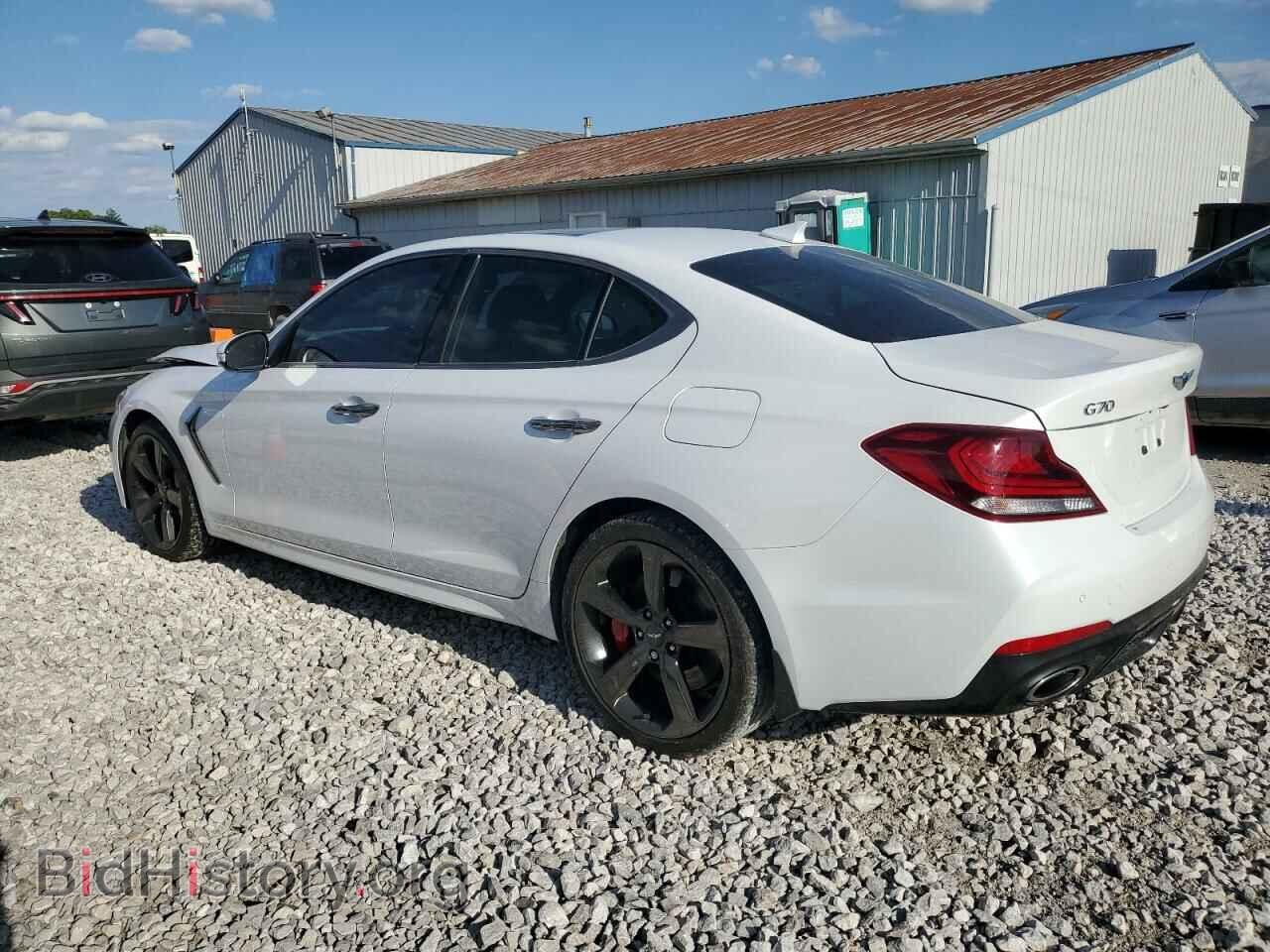 2019 GENESIS G70 - VIN: KMTG34LE0KU012344 - Фото 2