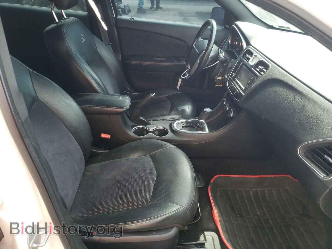 2012 CHRYSLER 200 - VIN: 1C3CCBHG2CN159972 - Фото 5