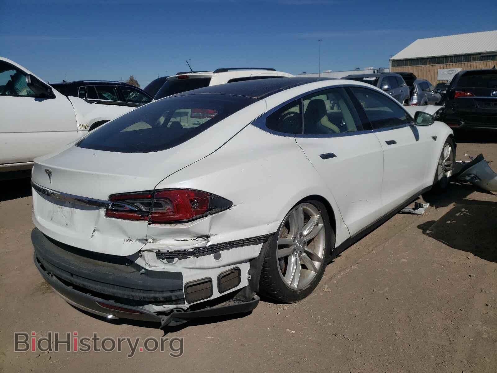 2013 TESLA MODEL S - VIN: 5YJSA1CN7DFP02679 - Photo 4