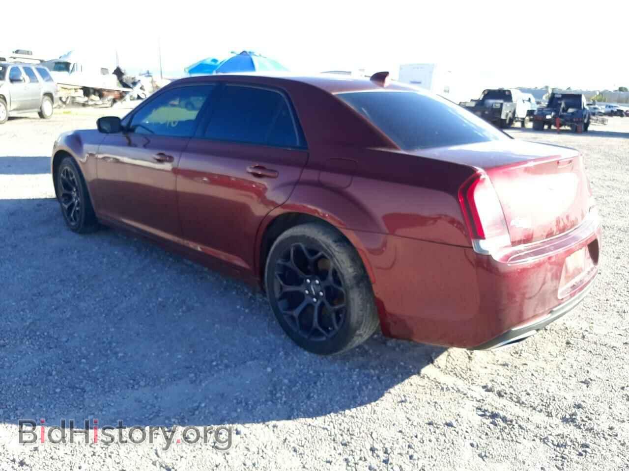 2019 CHRYSLER 300 - VIN: 2C3CCAAG9KH729056 - Фото 3