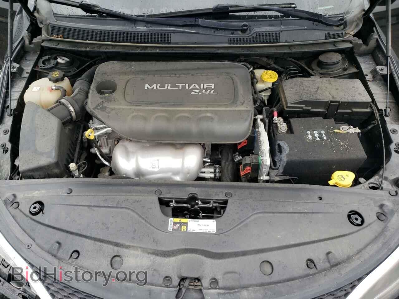 2015 CHRYSLER 200 - VIN: 1C3CCCAB0FN664465 - Фото 7