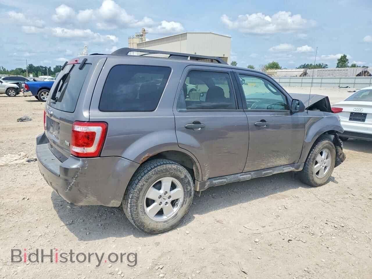 2011 FORD ESCAPE - VIN: 1FMCU0D75BKB02664 - Photo 3