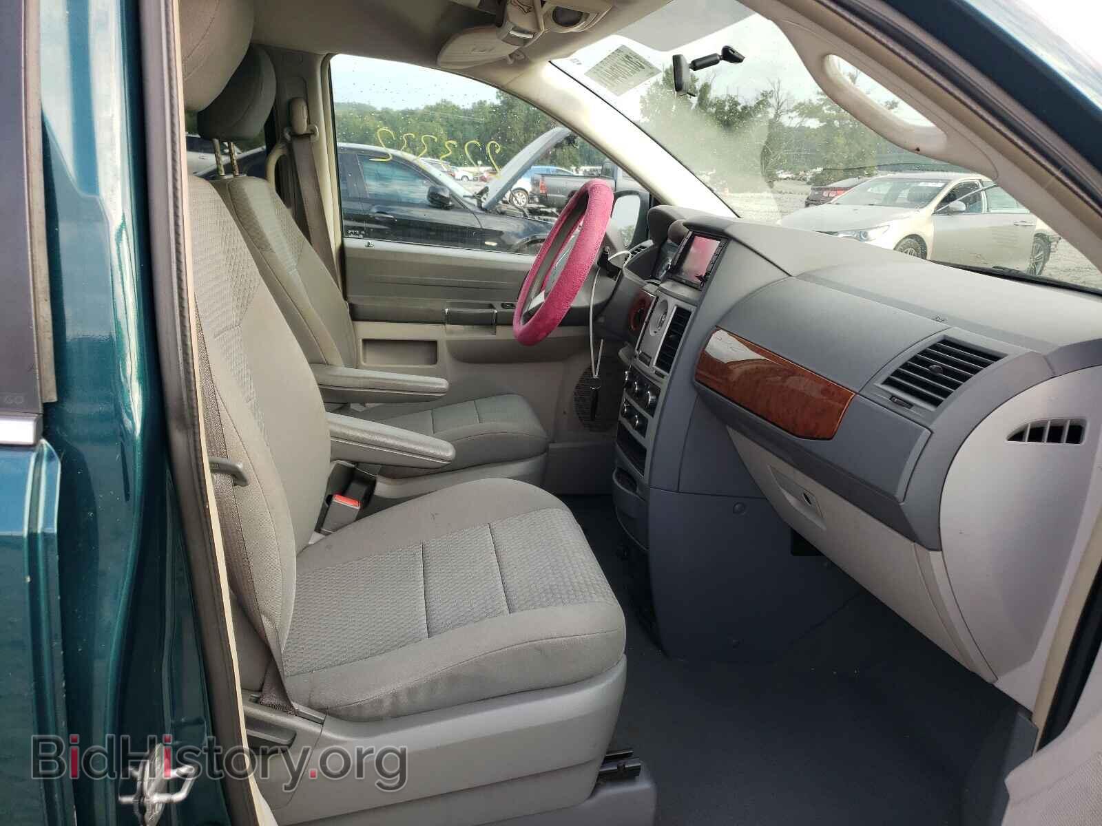 2009 CHRYSLER MINIVAN - VIN: 2A8HR44E19R606733 - Фото 5