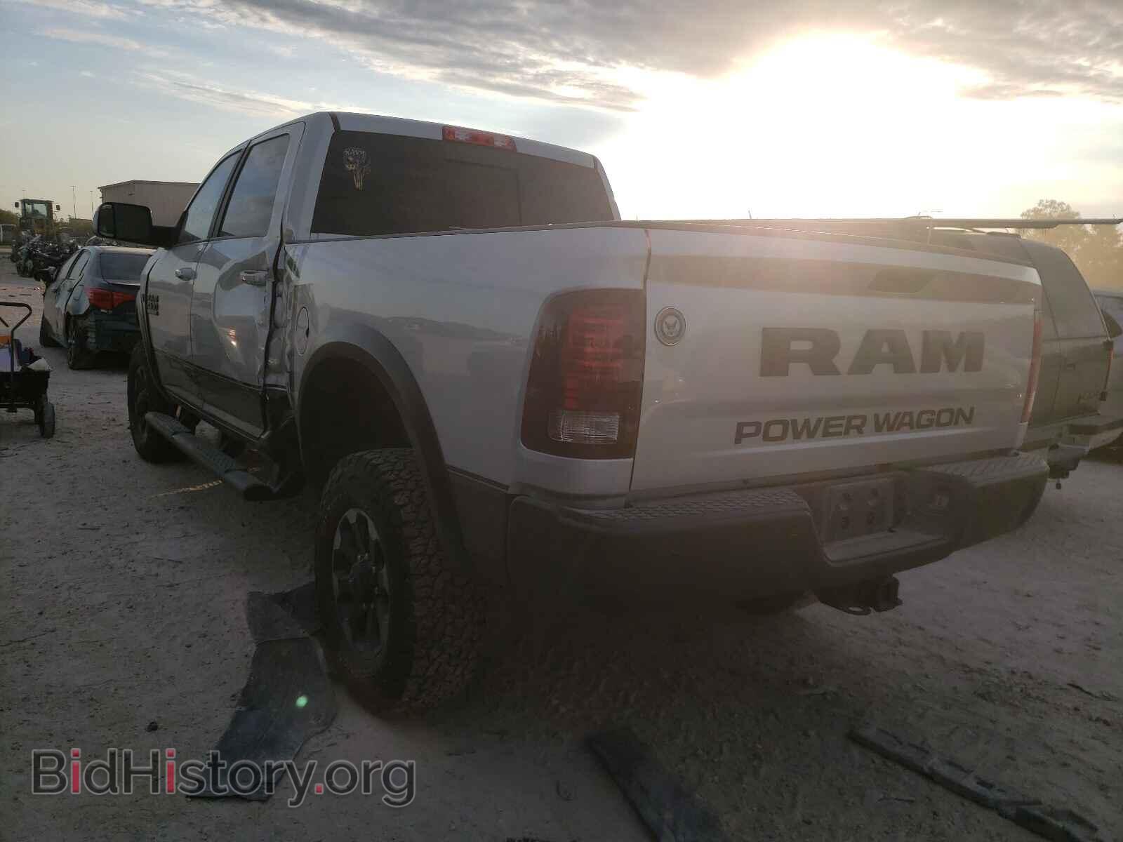 2017 RAM 2500 - VIN: 3C6TR5EJ3HG692657 - Фото 3