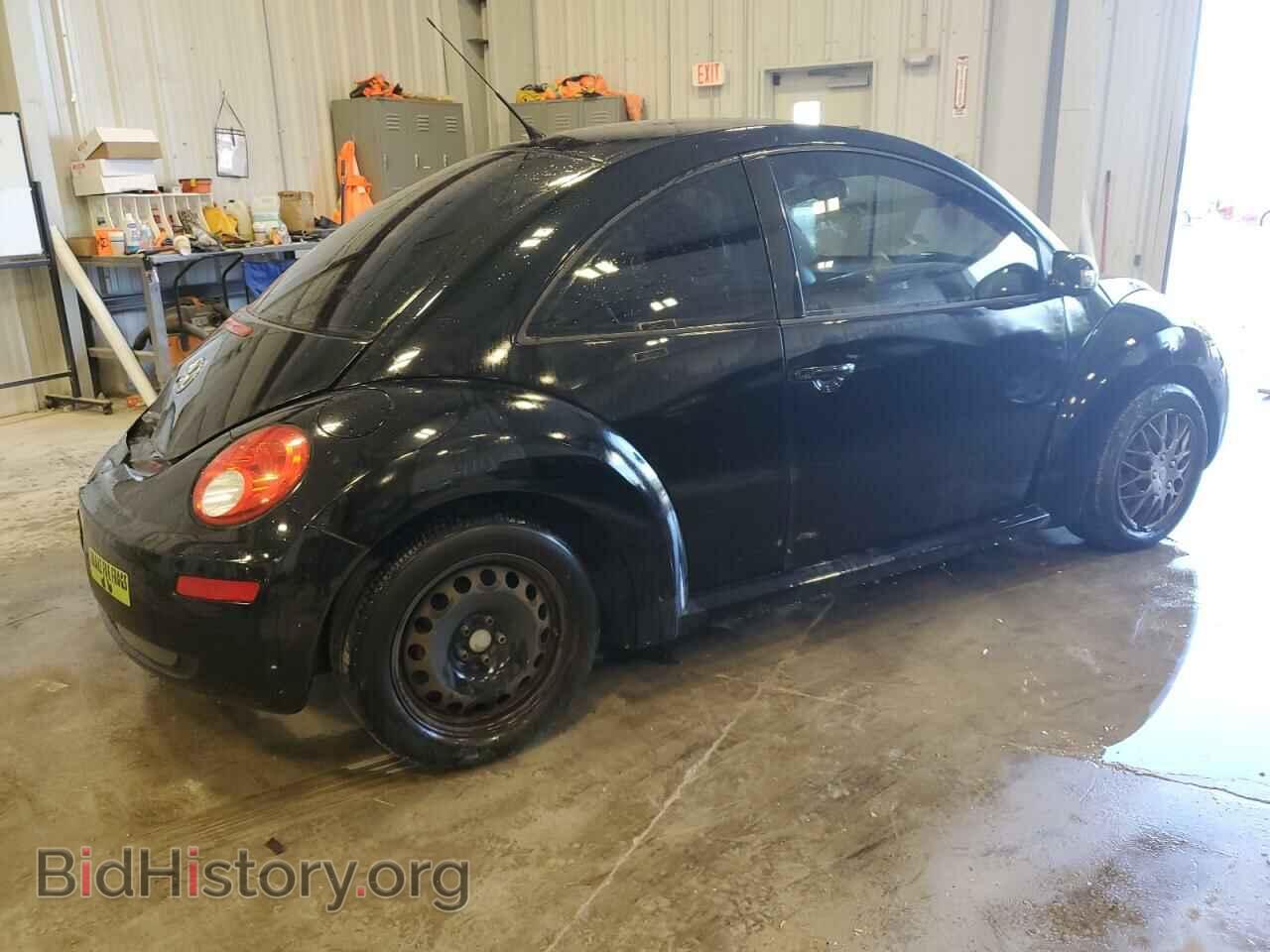 2010 VOLKSWAGEN BEETLE - VIN: 3VWPG3AG0AM010045 - Фото 3