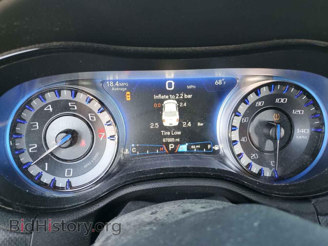 2016 CHRYSLER 300 - VIN: 2C3CCABG9GH252456 - Фото 8