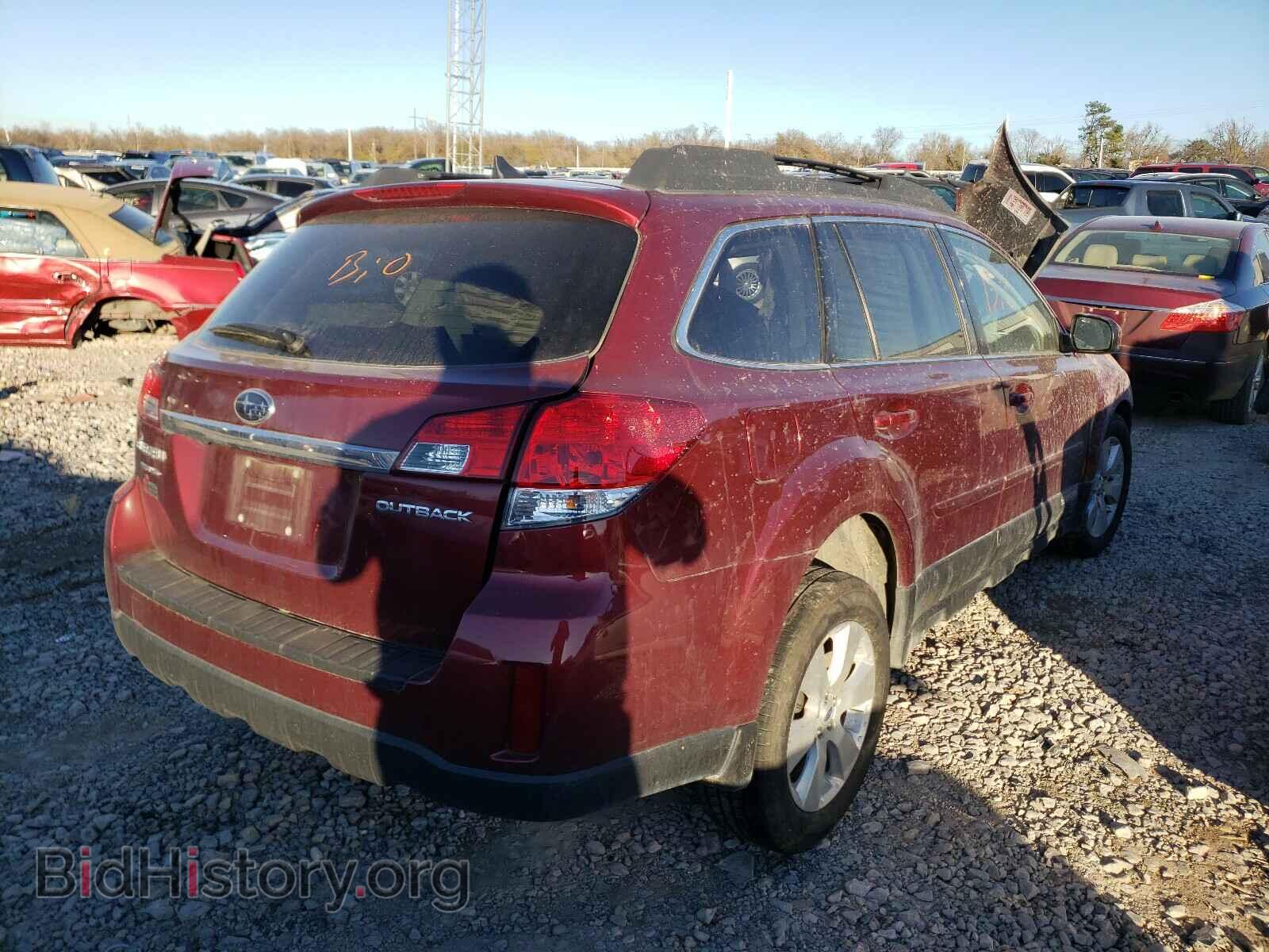 2011 SUBARU OUTBACK - VIN: 4S4BRCLC8B3431950 - Photo 4