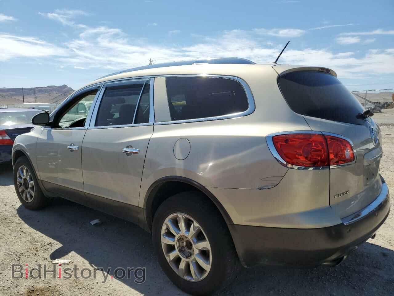 2011 BUICK ENCLAVE - VIN: 5GAKRCEDXBJ140972 - Фото 2
