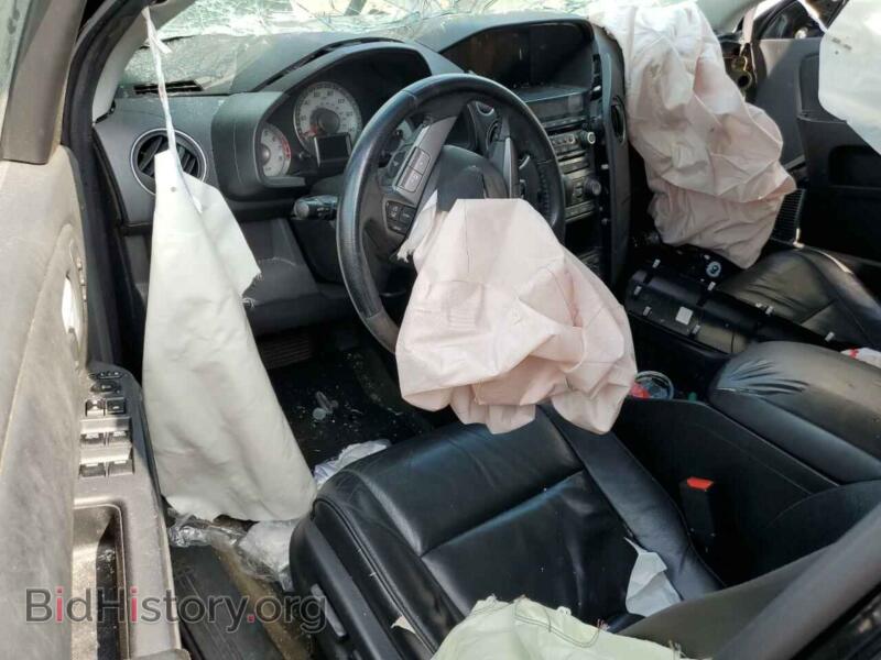 2014 Honda PILOT (VIN 5FNYF4H98EB017570) — photo 8 of 12