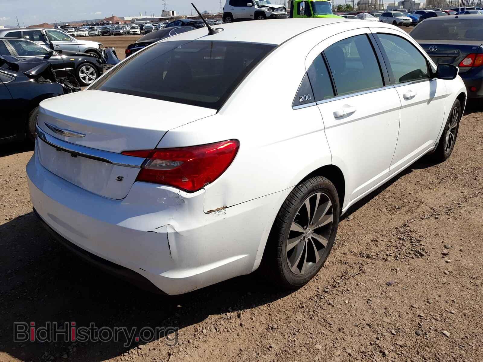 2013 CHRYSLER 200 - VIN: 1C3CCBBB9DN738083 - Фото 4