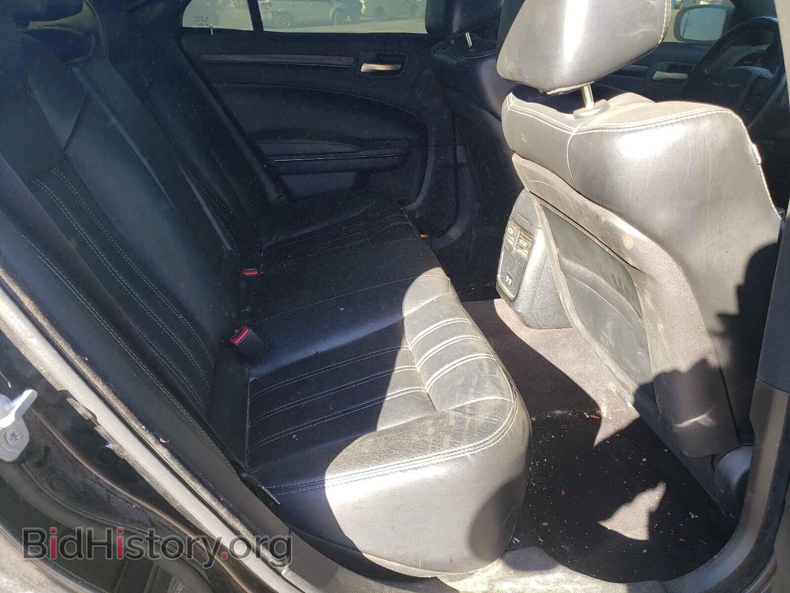 2016 CHRYSLER 300 - VIN: 2C3CCABG9GH324868 - Фото 6