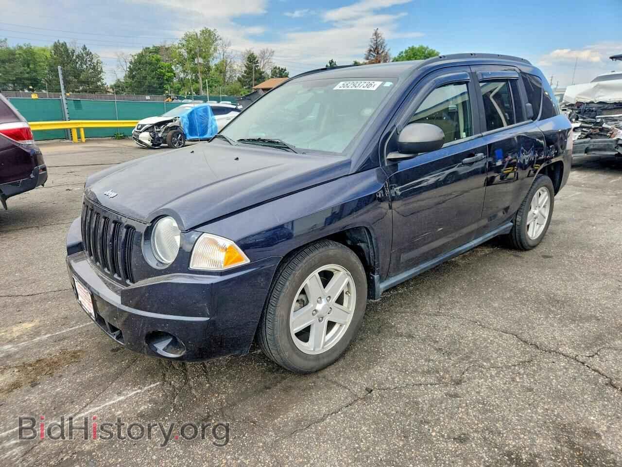 Photo 1J4NF1FB2AD646681 - JEEP COMPASS 2010