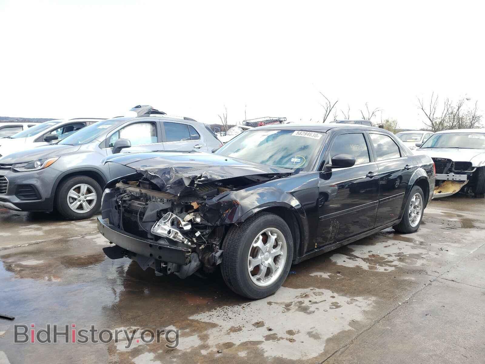 2006 CHRYSLER 300 - VIN: 2C3KA43R86H316388 - Фото 2