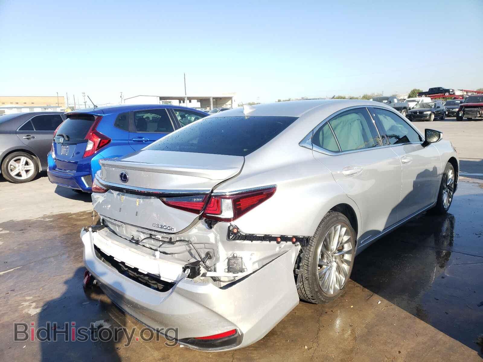 2019 LEXUS ES300 - VIN: JTHB21B13K2022708 - Photo 4