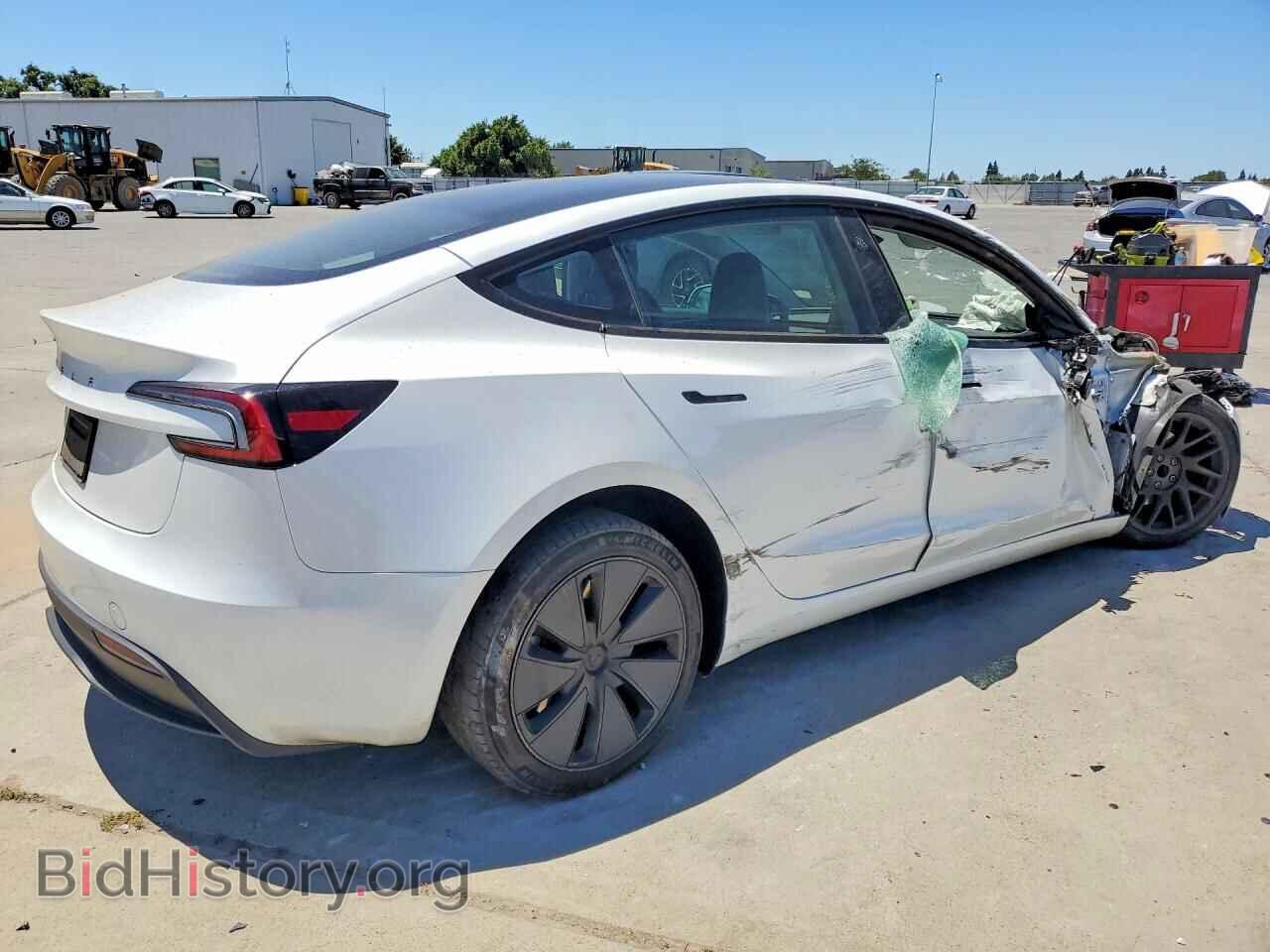 2024 TESLA MODEL 3 - VIN: 5YJ3E1EA3RF784856 - Photo 3
