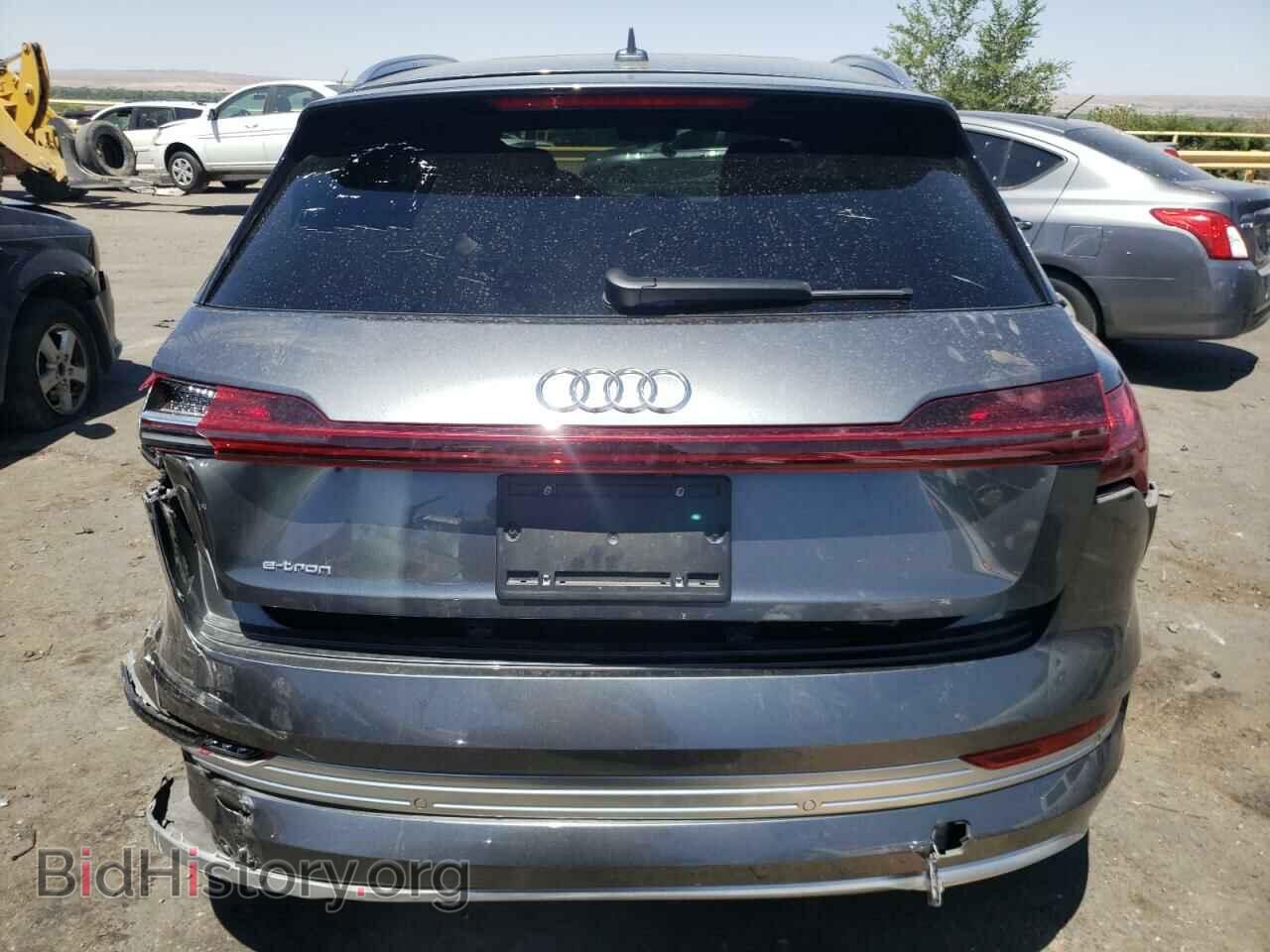 2019 AUDI E-TRON - VIN: WA1VAAGEXKB008215 - Photo 6