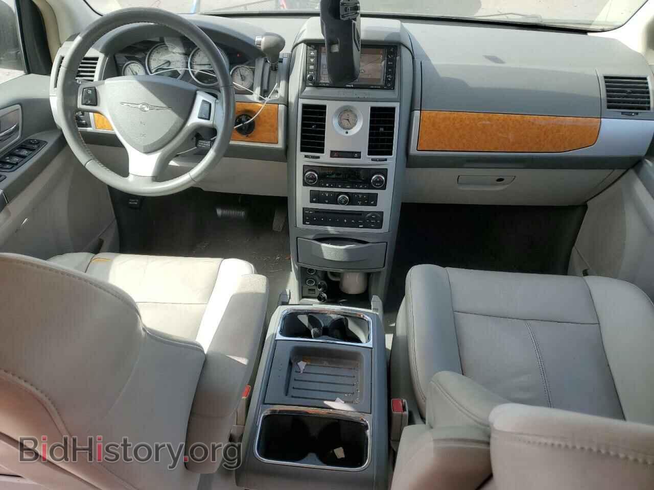 2008 CHRYSLER MINIVAN - VIN: 2A8HR64X18R740458 - Фото 8