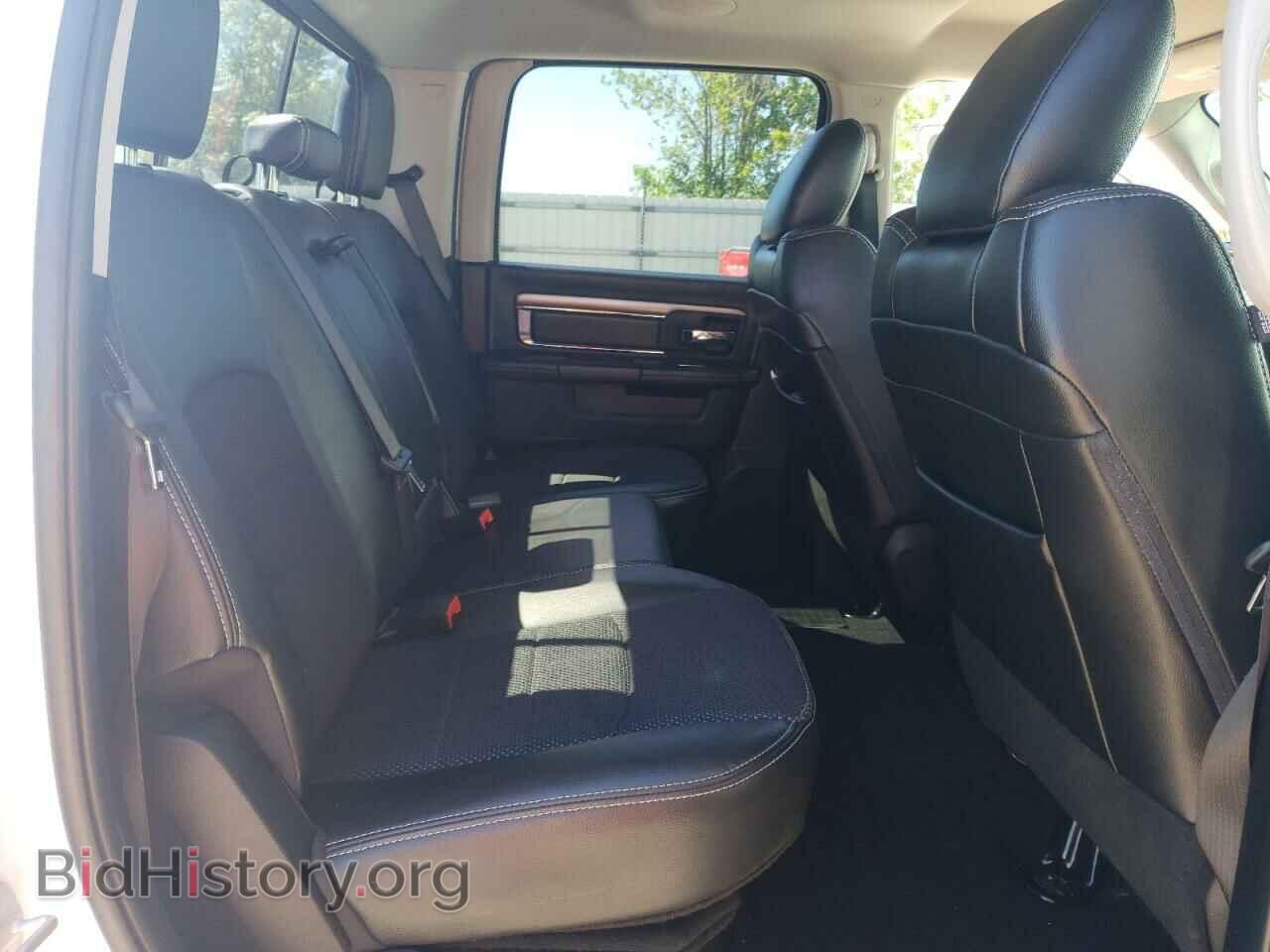 2018 RAM 1500 - VIN: 1C6RR7UT6JS197568 - Фото 10