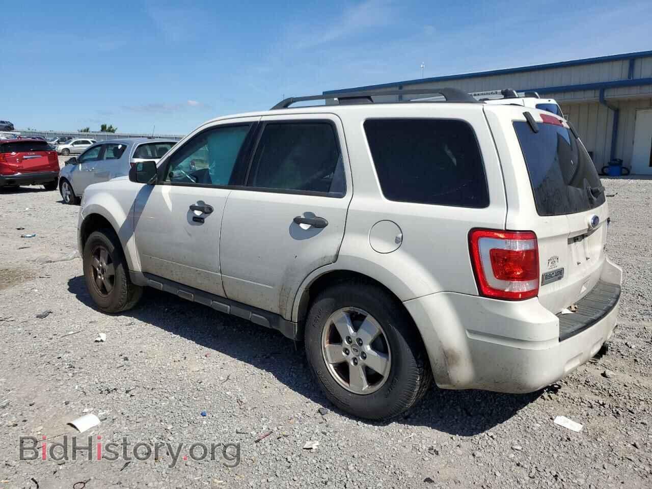 2011 FORD ESCAPE - VIN: 1FMCU9DG9BKA27536 - Фото 2