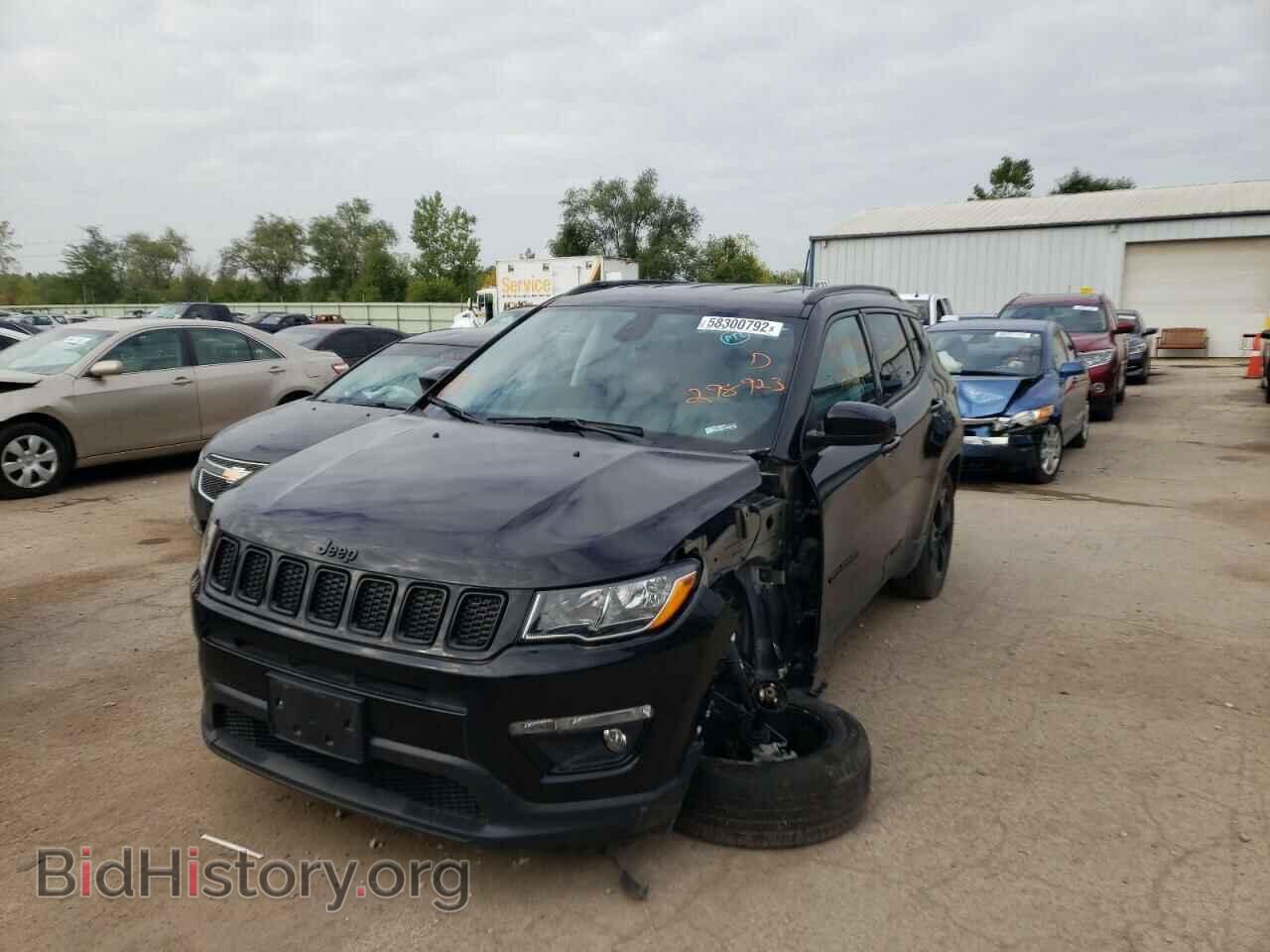 2018 JEEP COMPASS - VIN: 3C4NJDBB4JT298923 - Фото 2