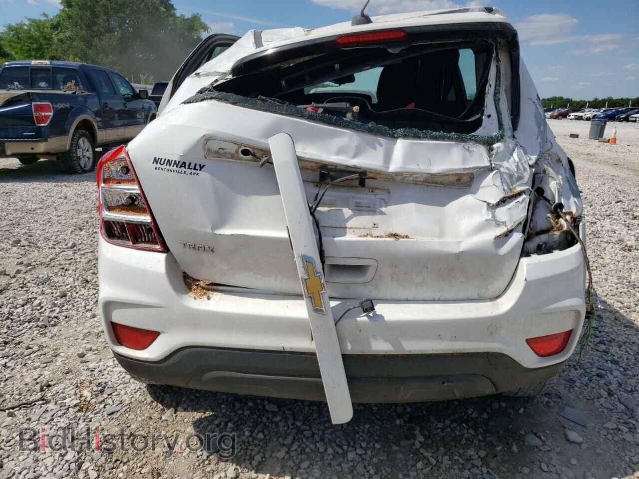 2017 CHEVROLET TRAX - VIN: 3GNCJKSB6HL272529 - Фото 6