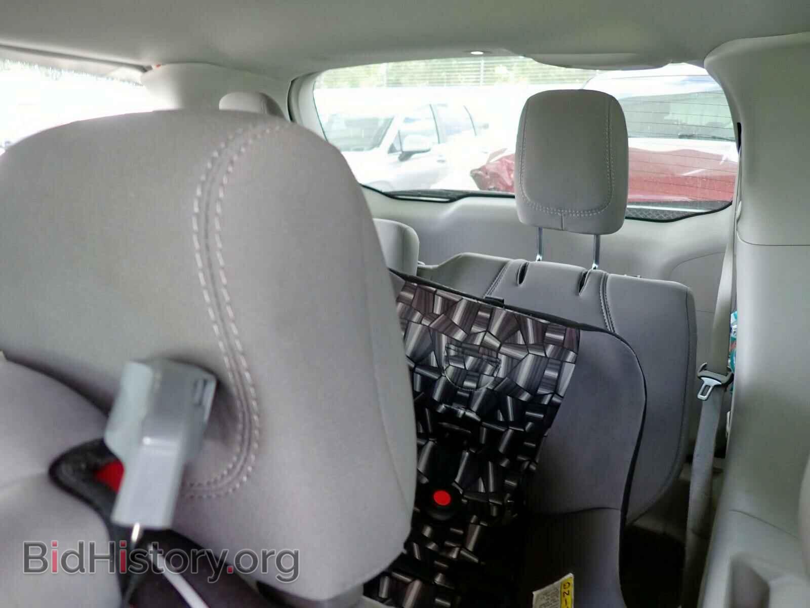 2019 CHRYSLER PACIFICA - VIN: 2C4RC1FG5KR568892 - Photo 9