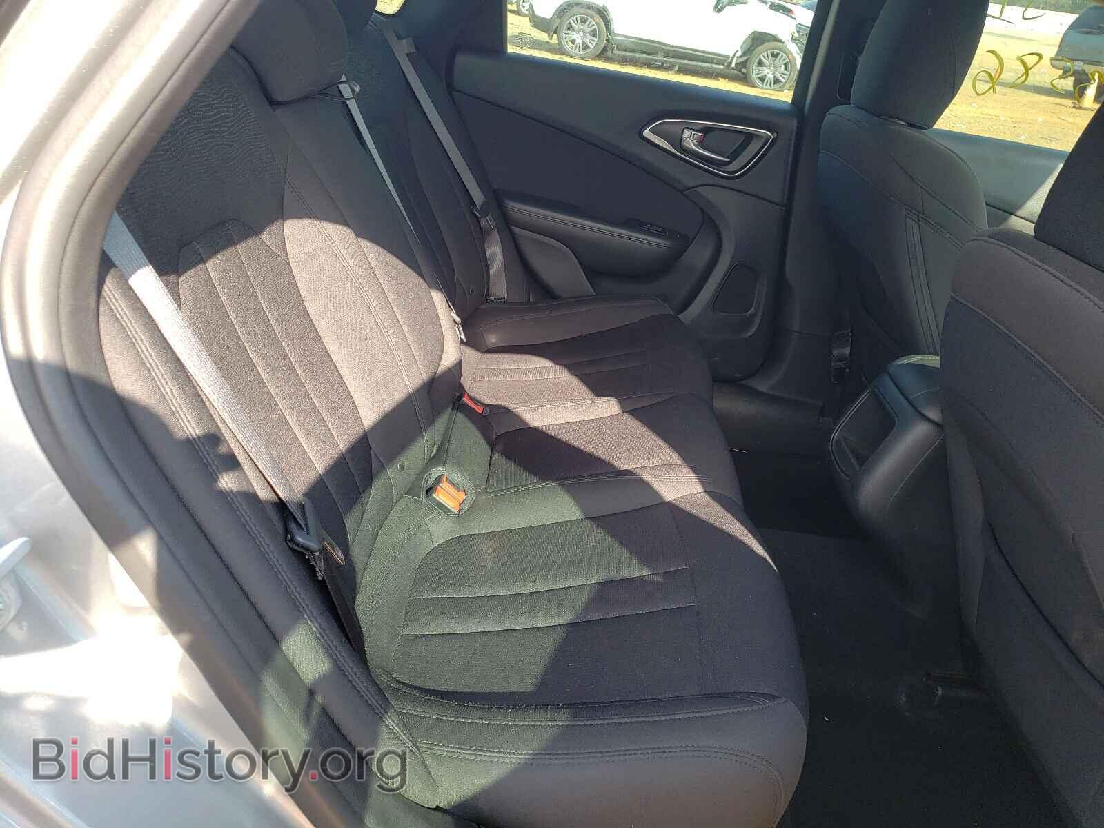 2015 CHRYSLER 200 - VIN: 1C3CCCAB3FN685651 - Фото 6
