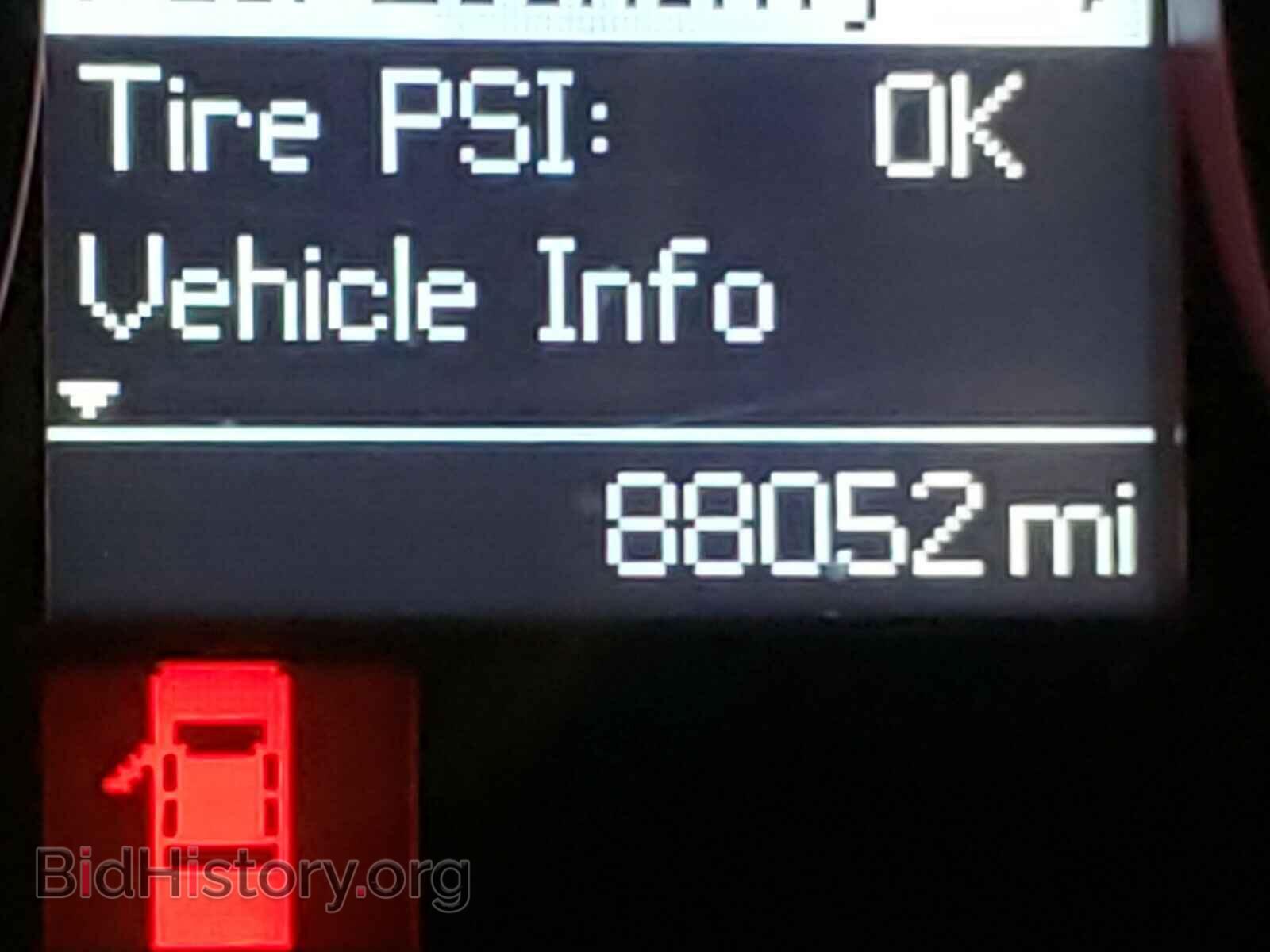 2011 DODGE RAM 2500 - VIN: 3D7UT2HL1BG565672 - Фото 8