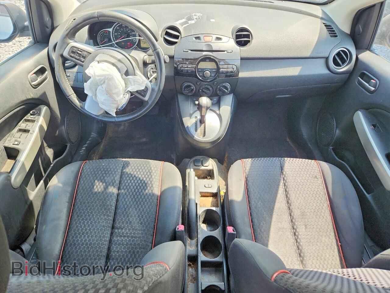 2011 Mazda 2 (VIN JM1DE1HY4B0131034) — photo 8 of 13