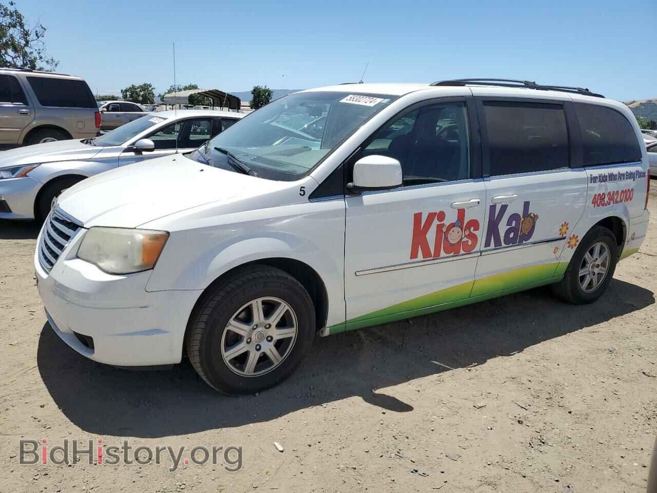 Photo 2A4RR5D1XAR413736 - CHRYSLER MINIVAN 2010