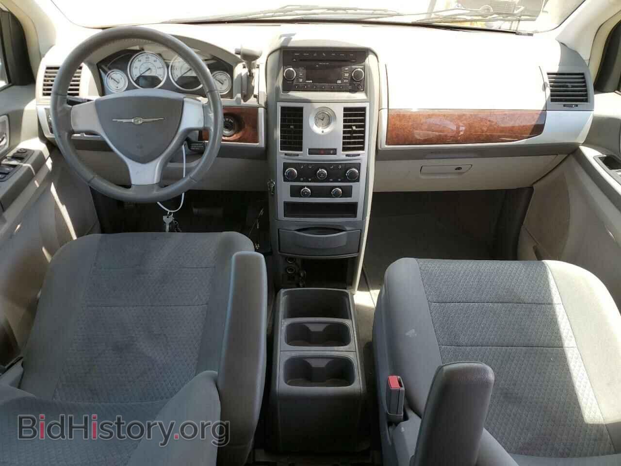 2010 CHRYSLER MINIVAN - VIN: 2A4RR5D1XAR413736 - Фото 8