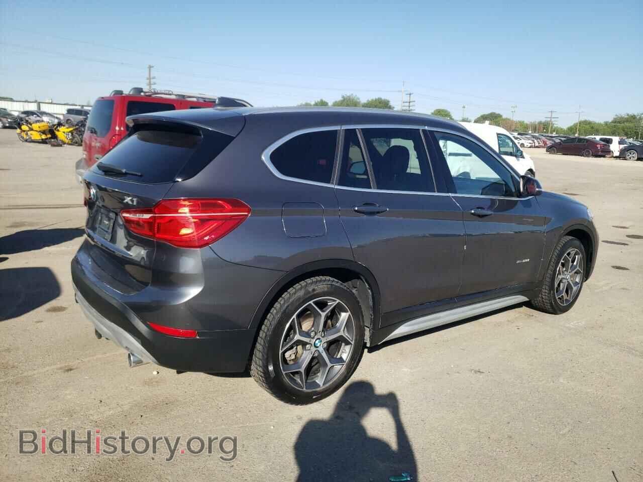 2017 BMW X1 - VIN: WBXHT3Z37H4A52020 - Фото 3