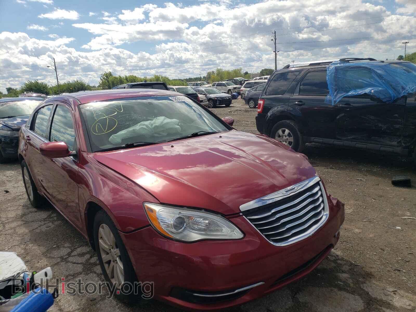 Photo 1C3BC1FG8BN569098 - CHRYSLER 200 2011