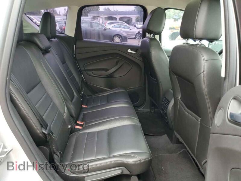2015 Ford CMAX (VIN 1FADP5CU3FL101538) — фото 10 из 12
