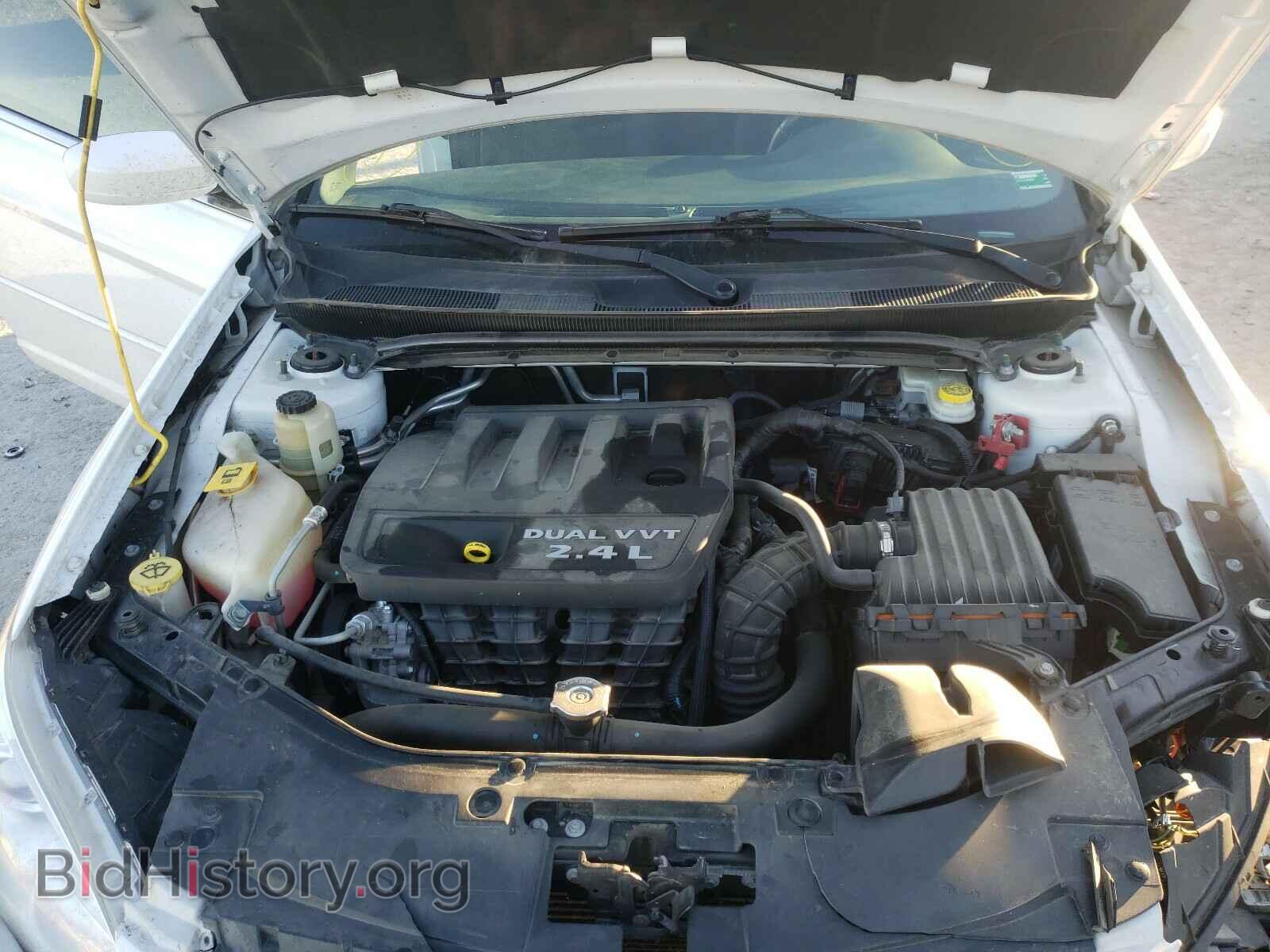 2011 CHRYSLER 200 - VIN: 1C3BC2EB8BN592263 - Фото 7