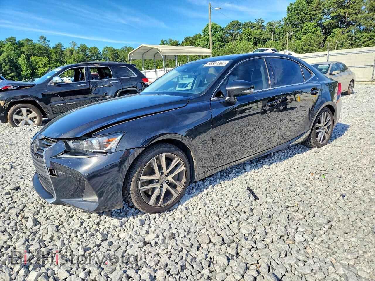Photo JTHBA1D23J5072742 - LEXUS IS 2018