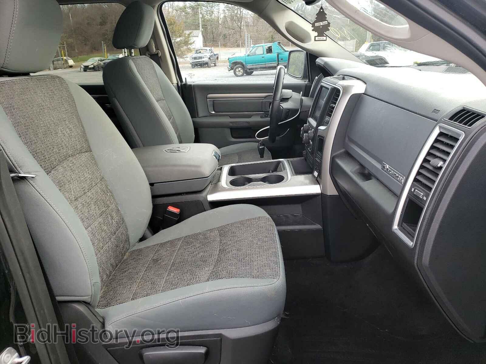 2017 RAM 1500 - VIN: 3C6RR7LT1HG742594 - Фото 5