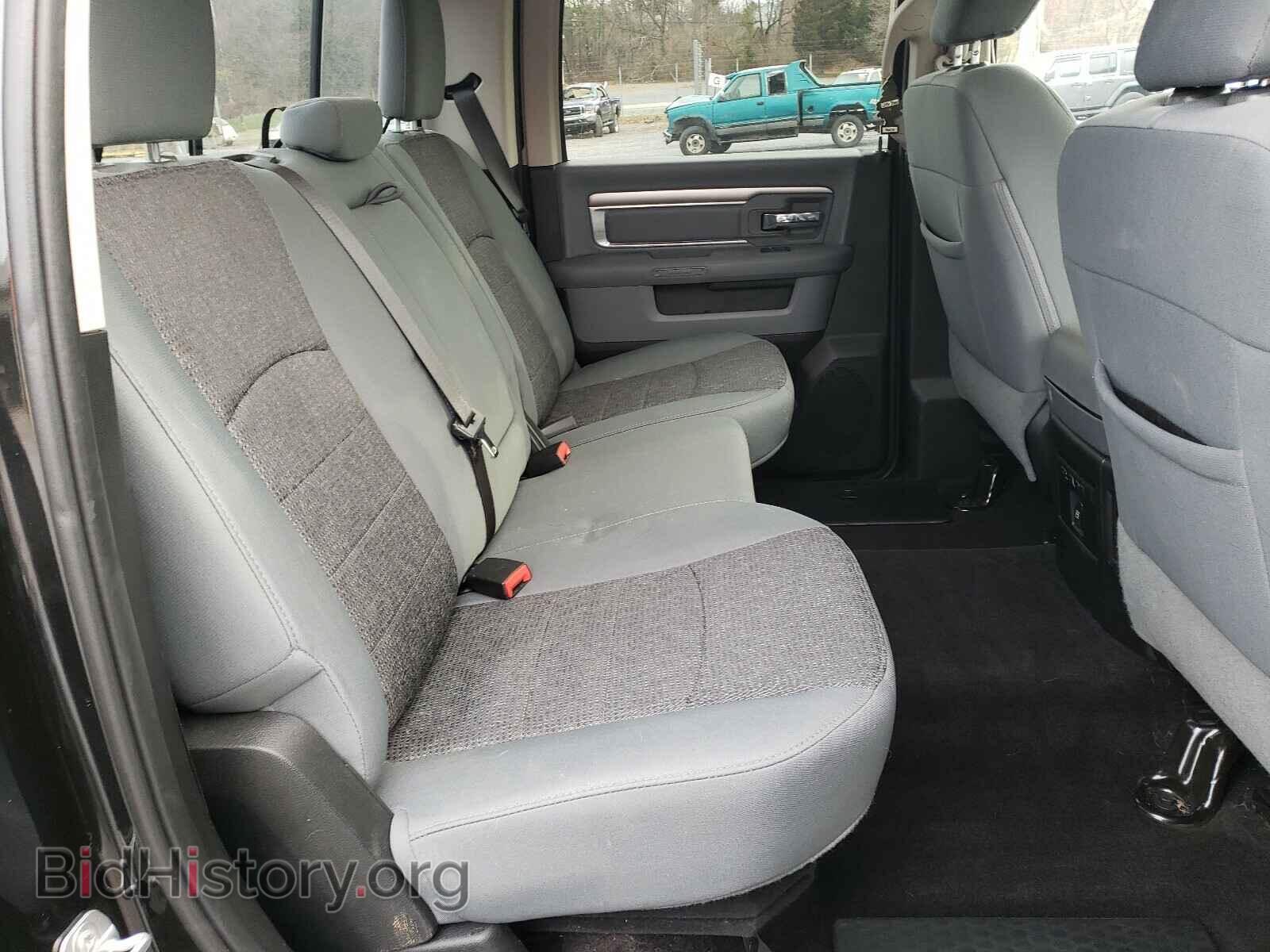 2017 RAM 1500 - VIN: 3C6RR7LT1HG742594 - Фото 6