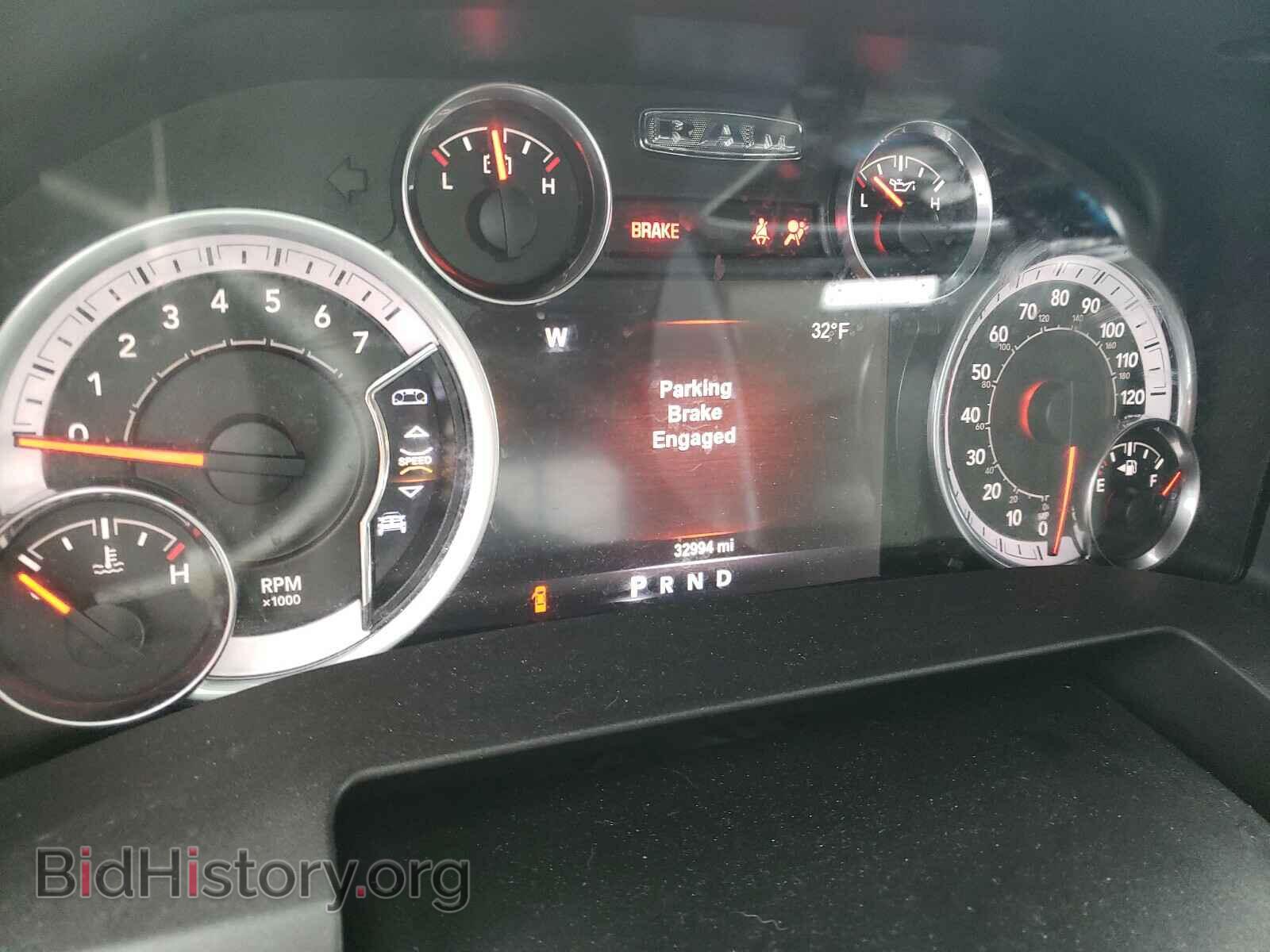 2017 RAM 1500 - VIN: 3C6RR7LT1HG742594 - Фото 8