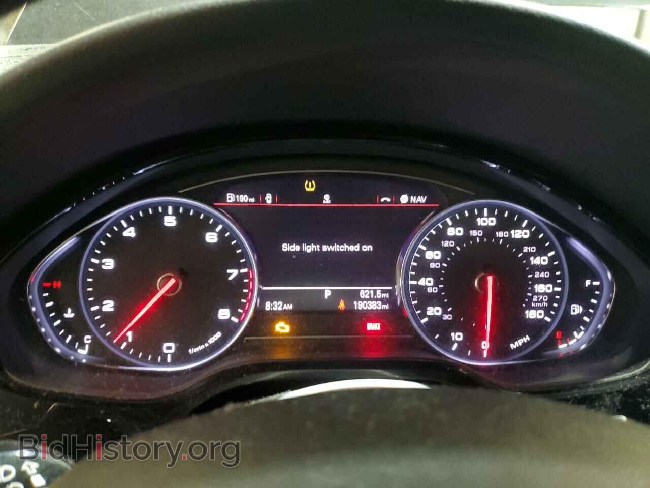 2011 AUDI A8 - VIN: WAURVAFD7BN006275 - Фото 9